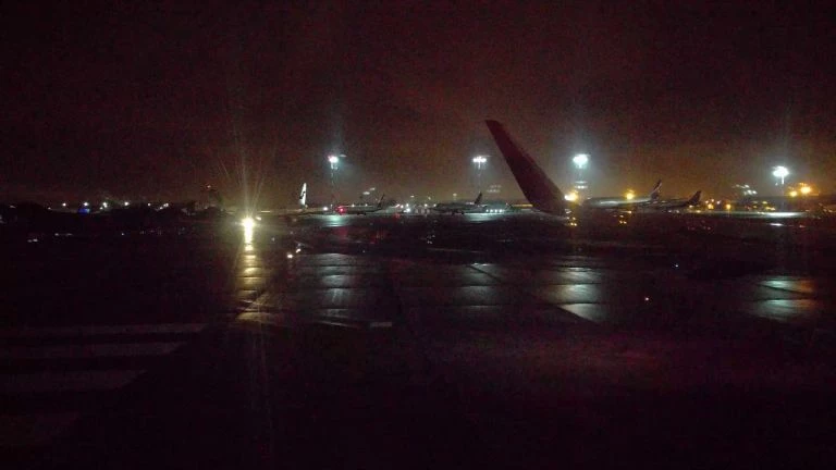 Μόσχα: Αεροσκάφος διαμέλισε άνδρα κατά την απογείωση για Αθήνα